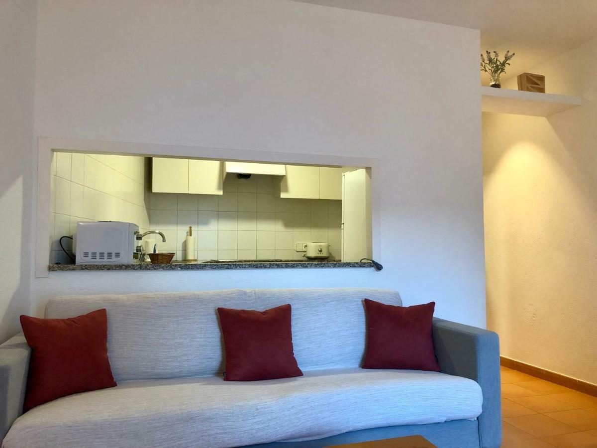 Apartaments S'Arenella Кадакес Экстерьер фото
