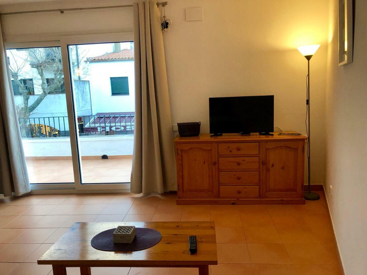 Apartaments S'Arenella Кадакес Экстерьер фото