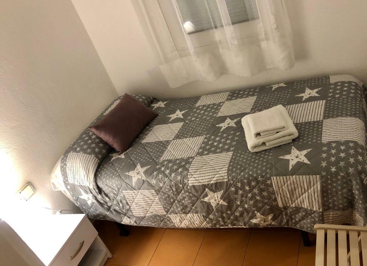 Apartaments S'Arenella Кадакес Экстерьер фото